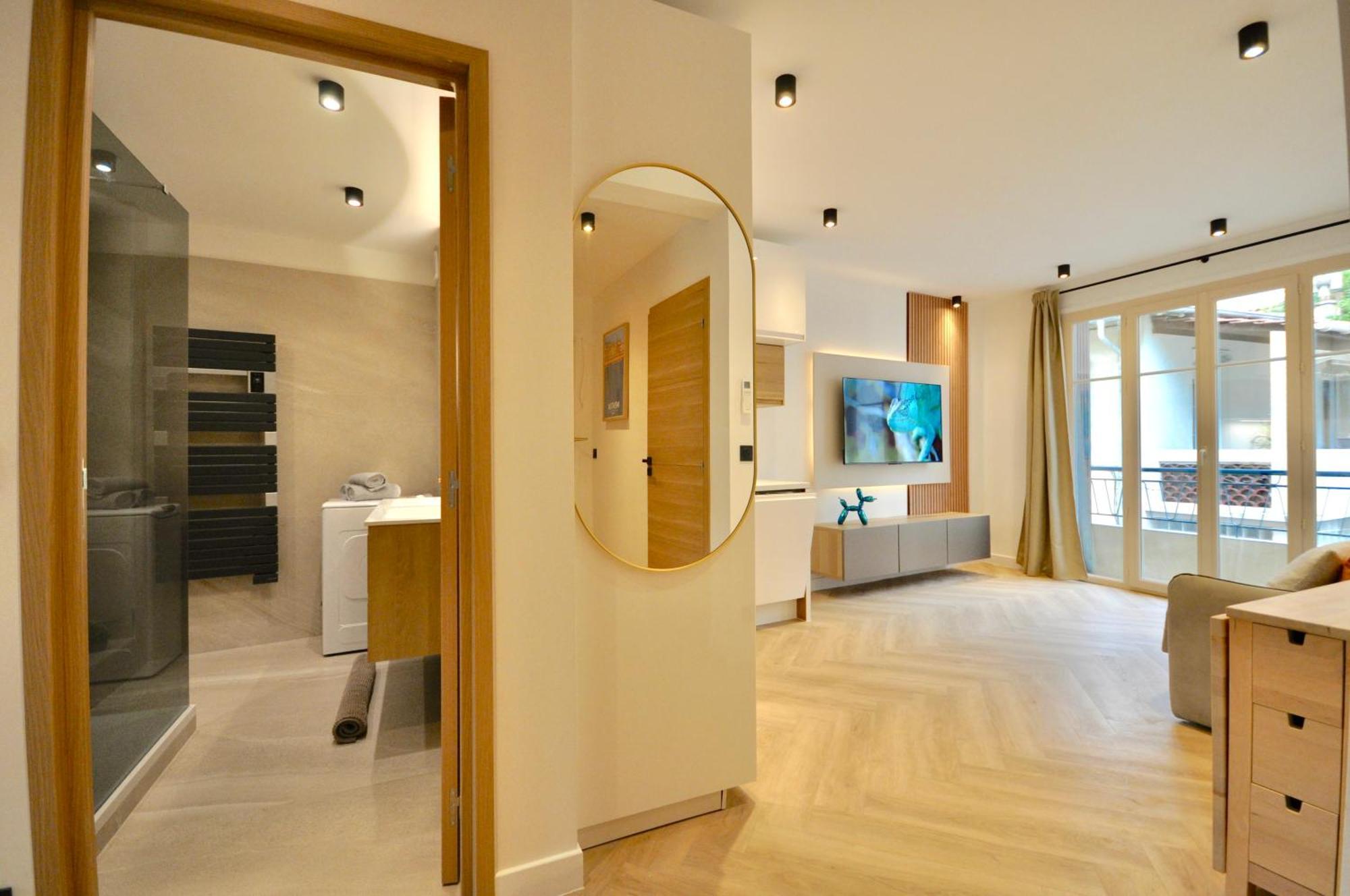 Monaco # Menton - 6 Persons - 2 Bedrooms - Full Renovated - Private Parking - Hypercenter - Clim - Beach And Sun Exterior photo